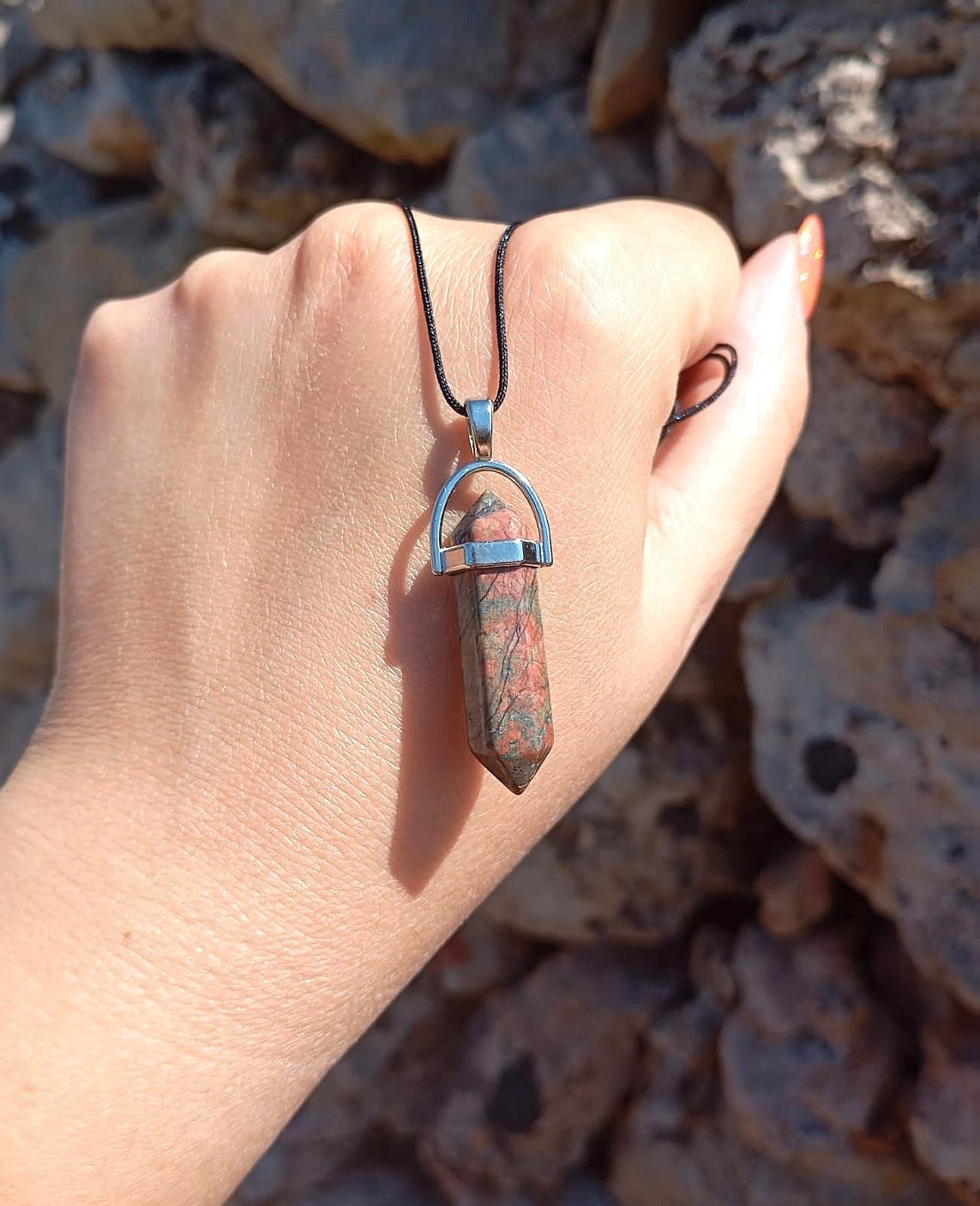 Unakite (Guarigione Emotiva e Crescita Spirituale)
