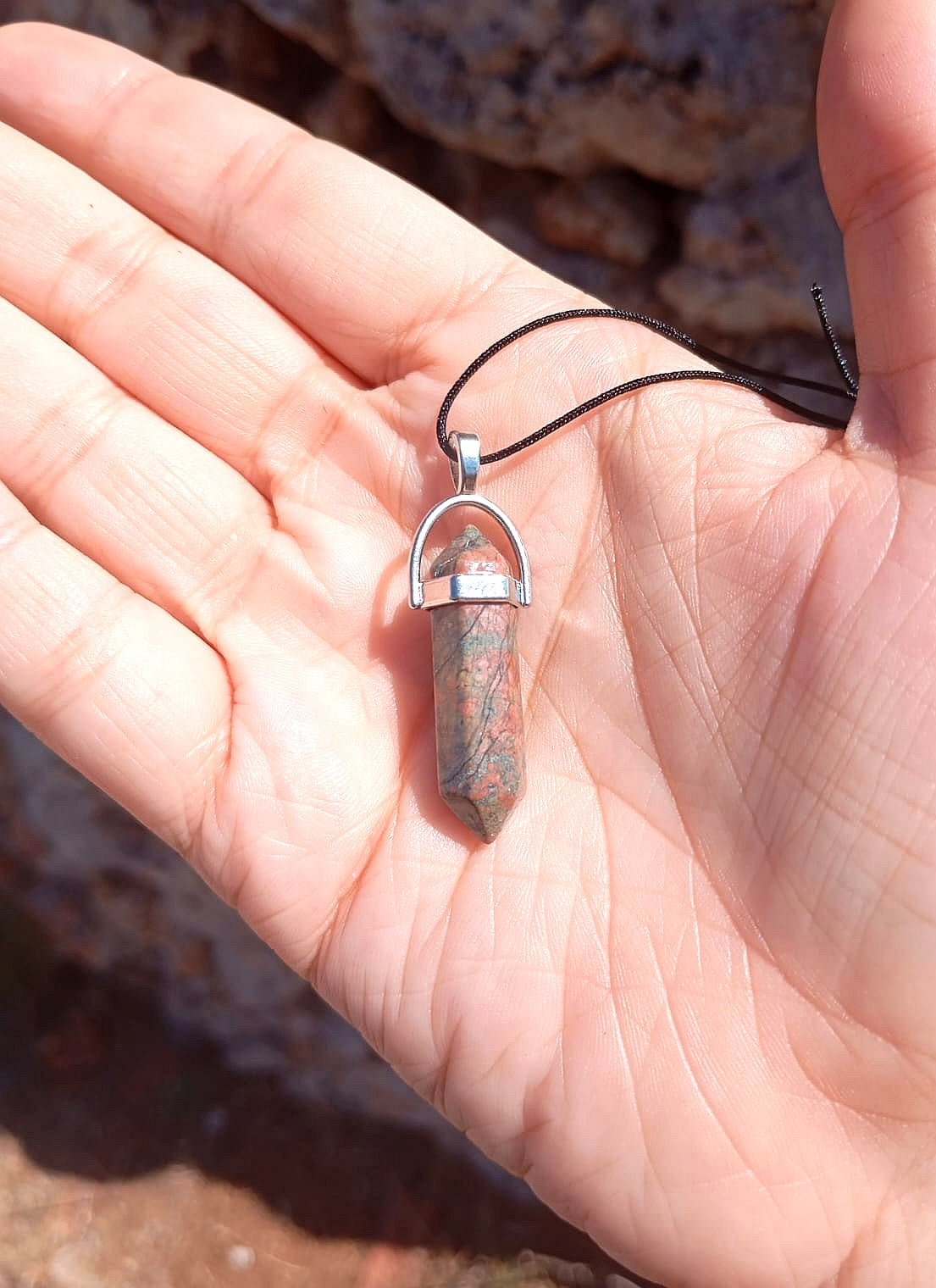 Unakite (Guarigione Emotiva e Crescita Spirituale)