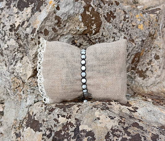 Madreperla (Purezza ed Eleganza)