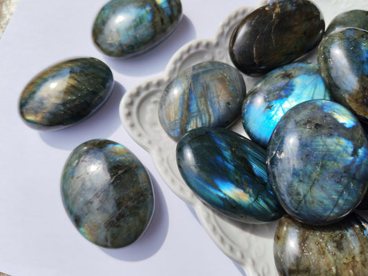 Labradorite (Magia e Protezione)